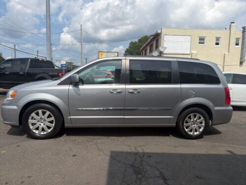 2016 Chrysler Town and Country Touring
